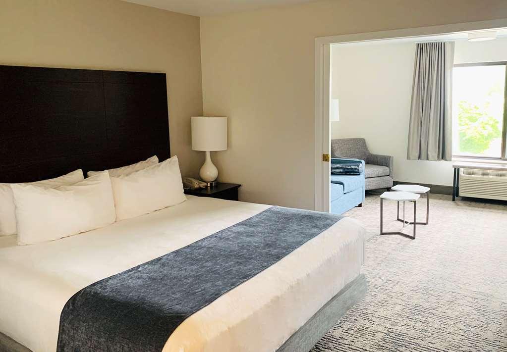 Oxford Suites Portland - Jantzen Beach Habitación foto